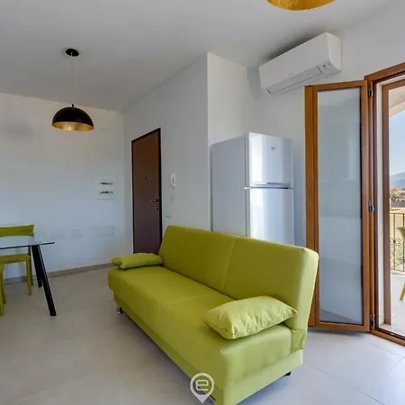 Apartment Orange 4 - Aircon - Balcony *