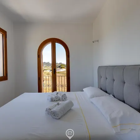 Orange 3 Apartment *