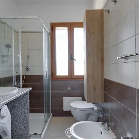 Apartment Orange 3