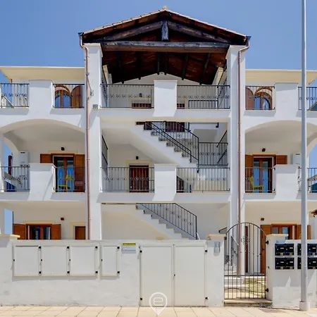 Apartment Orange 3